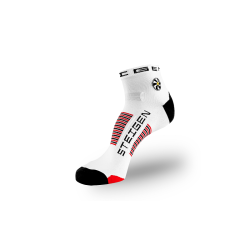 Chaussettes techniques avec coussinet avant-pied, soutien de l’arche, respirabilité et maintien optimal.